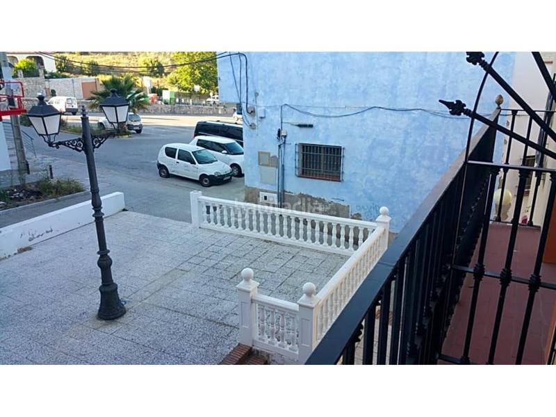 Foto 15906dfc-2e5c-4e32-8e1a-b7ed07853b78. Edificio hostal en pueblo nuevo de guadiaro san roque, cádiz en Sotogrande