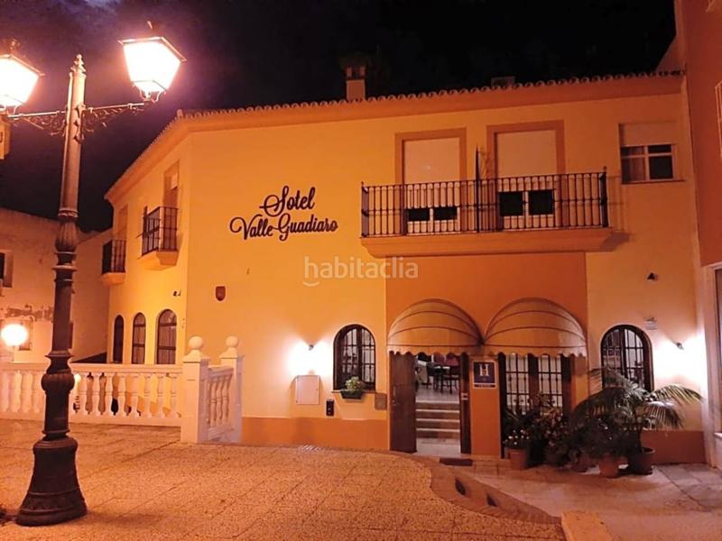 Foto 1b4b26c5-16f1-4897-b30e-7029e48204f1. Edificio hostal en pueblo nuevo de guadiaro san roque, cádiz en Sotogrande
