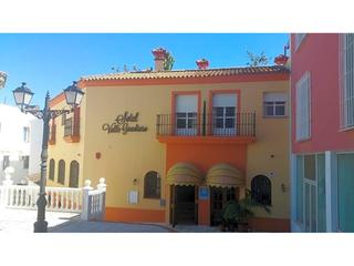 Edifici  San juan. Hostal en pueblo nuevo de guadiaro san roque, cádiz