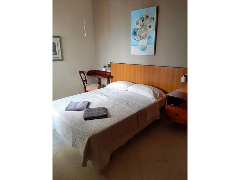 Foto f00fce33-f781-4a40-a509-8c748791cdc4. Edificio hostal en pueblo nuevo de guadiaro san roque, cádiz en Sotogrande