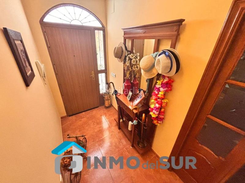 Foto 5d80ca92-c0fa-46ed-a8a2-5679ae551298. Chalet fantástico chalet en el pedroso en Cabra