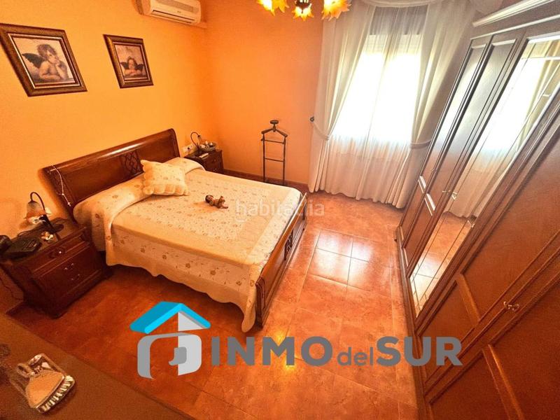 Foto 8b311de3-8890-43e0-a64a-6e41a5a37d61. Chalet fantástico chalet en el pedroso en Cabra