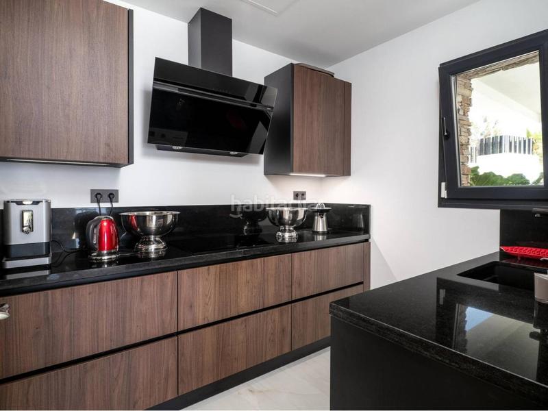 Foto 57e39fe2-edb0-4b47-bf24-c52deda201d1. Chalet mit parking pool in Chullera Manilva