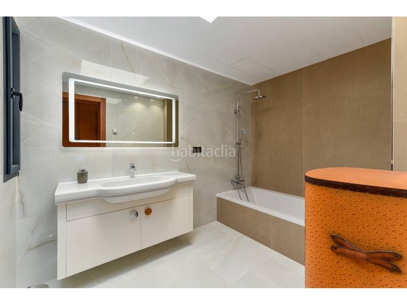 Foto a6277528-02a6-4e36-9b2b-1d1f9e0ccd93. Chalet mit parking pool in Chullera Manilva