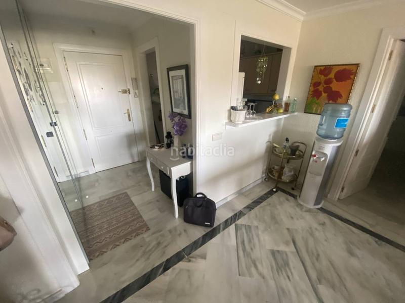 Foto c604d81b-6445-4e9e-af73-46772bc0e453. Piso el coloso en la playa frente el mar. en Hacienda Torrequebrada Benalmádena