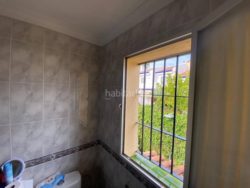 Foto 43ab9f51-82c8-42bd-b6f6-434d6e1f4f6b. Maison jumelée dans Nueva Atalaya Estepona