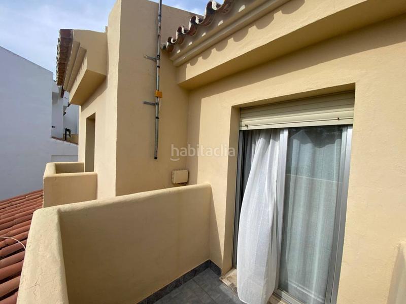 Foto 91a4d9d3-c240-4ca4-8055-fe22affb816b. Maison jumelée dans Nueva Atalaya Estepona