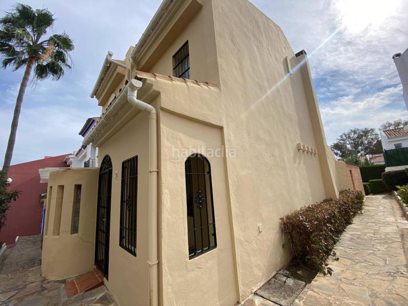 Foto ca8369f6-a894-413e-99be-171f93ededcc. Maison jumelée dans Nueva Atalaya Estepona