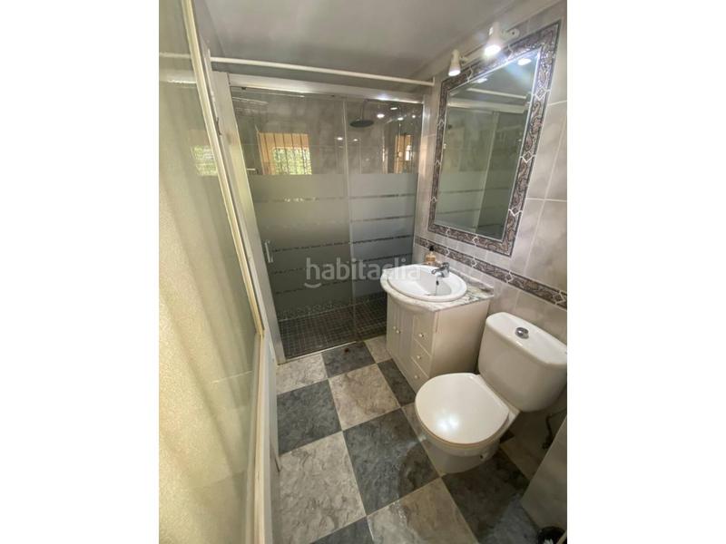 Foto ef393be8-8465-4cba-8e02-636eae917afe. Maison jumelée dans Nueva Atalaya Estepona