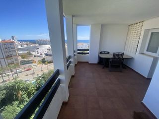 Pis  Avenida reina sofia. Piso con vistas en puerto blanco con parking y trastero