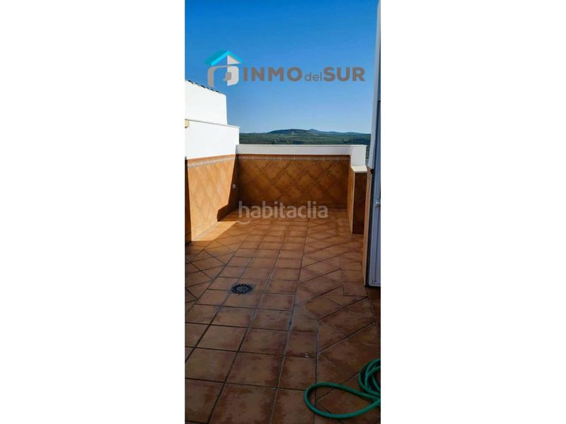 Foto 7b83a1ef-7bc1-403a-b9e2-bcb5887ed1f2. Casa  en los silos en Cabra
