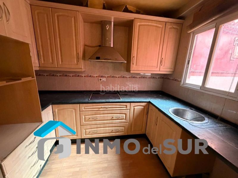 Foto 48757250-3f4f-425e-9328-dfb3d0e1c01e. Casa a Cabra