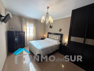 Appartement à Cabra. Piso reformado con ascensor