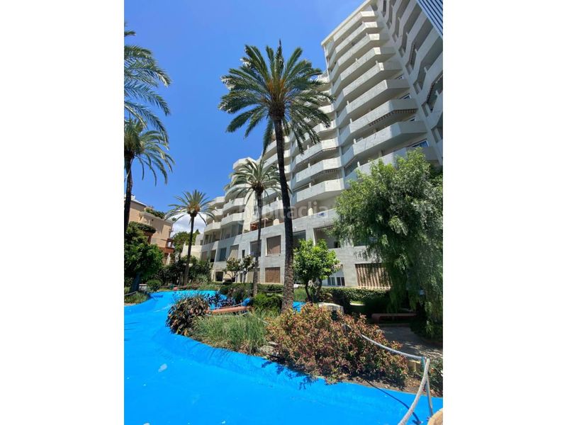 Foto e5d96a7a-bd26-490e-8ced-ad8424e94629. Pis amb aparcament piscina a Centro Benalmádena