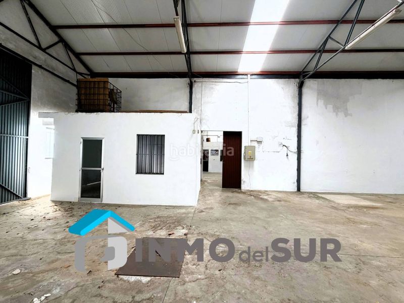 Foto 78d748fc-baae-495c-a7c3-a890a7bf4534. Nau industrial a Cabra