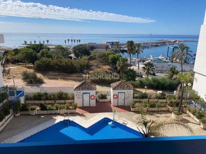 Foto f0d61422-5634-4031-848b-64b9a0160c0b. Pis a avenida carmen 5 a puerto de Estepona Estepona