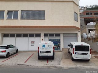 Parking voiture à Puig Rom-Canyelles-Almadrava. Garaje tipo box a 100 metros de la playa