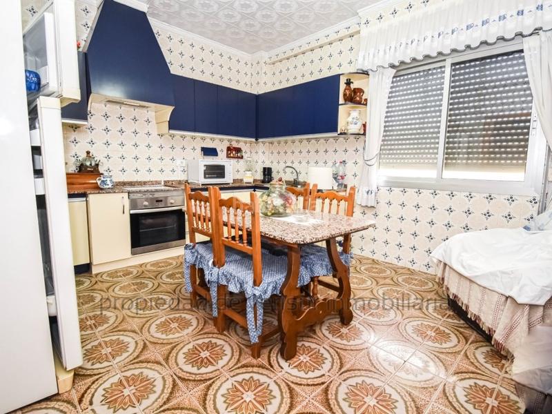 Foto 2545fd6b-40f6-47a4-8dfc-ba5363469d8b. Édifice dans Puerto Lumbreras