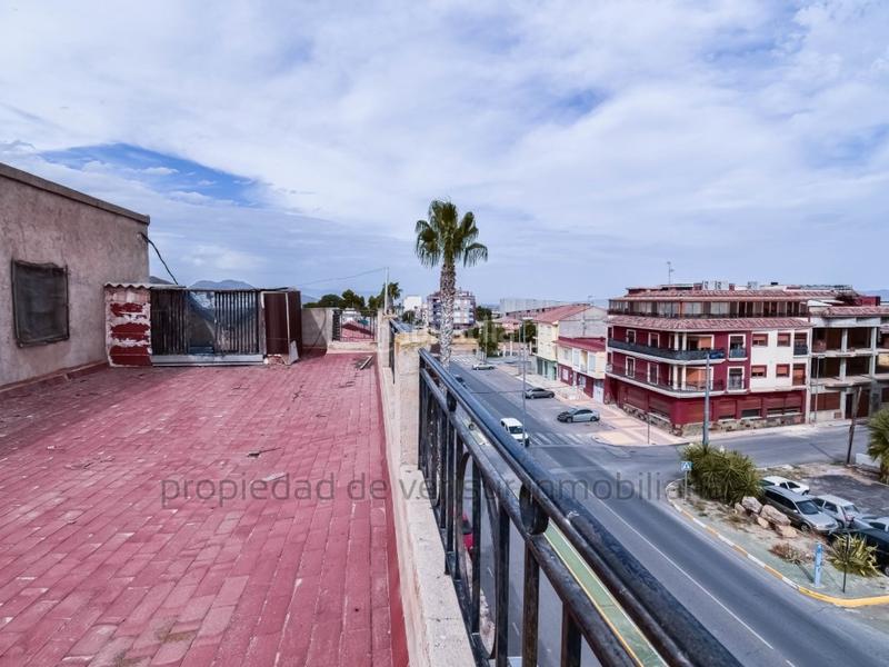 Foto c66c0f1b-6f27-4dc5-9594-d1414ebe1de6. Édifice dans Puerto Lumbreras