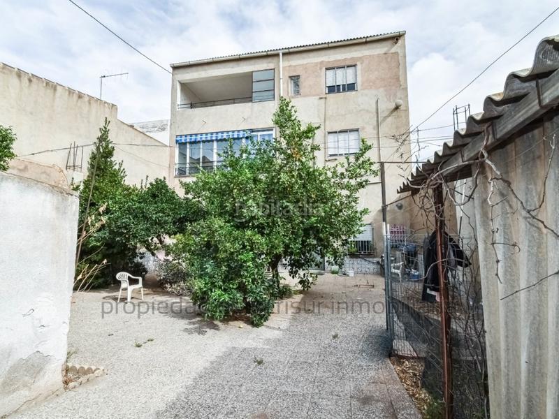 Foto d3332255-2dc0-4df7-af8f-e738fab5b7c5. Édifice dans Puerto Lumbreras