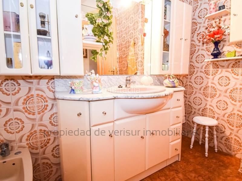 Foto d4a12b9b-3149-4d77-9478-316da4e5bf67. Édifice dans Puerto Lumbreras