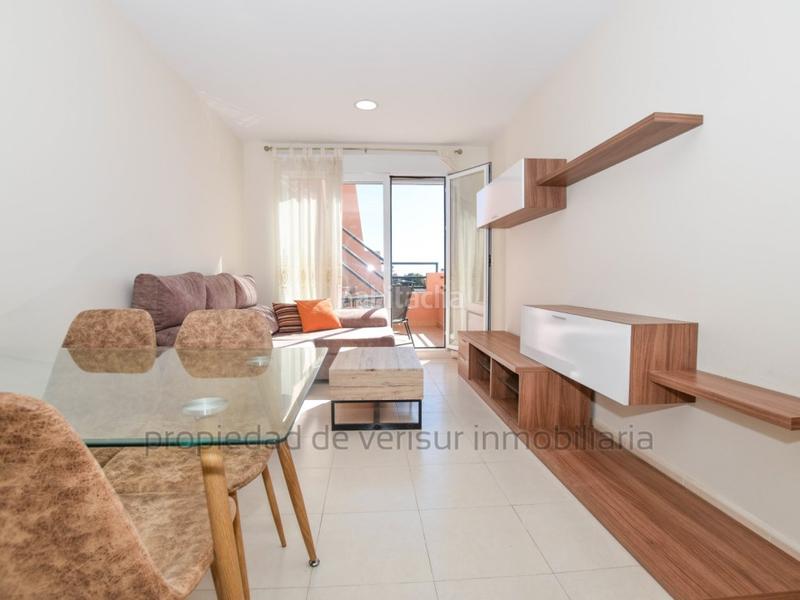 Foto 06625c2d-1239-4270-84e8-0d720a9384a2. Lloguer apartament a calle islas canarias a Cala Marqués Vera