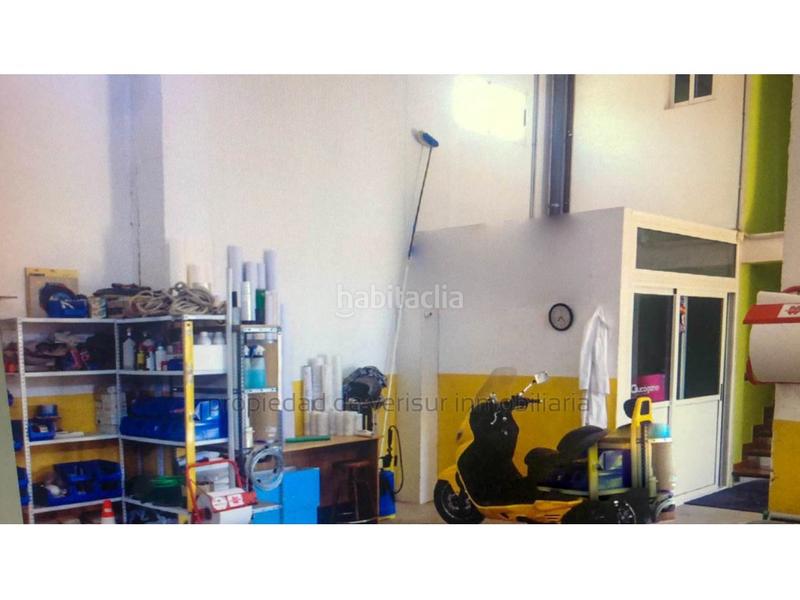 Foto b7f4269e-81d3-4c86-ab22-b429880ba9e0. Capannone industriale in Águilas