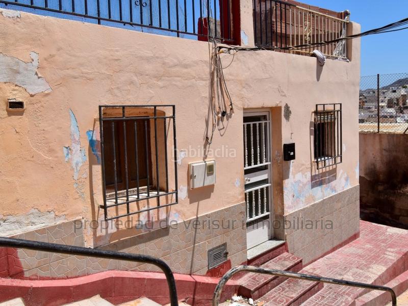 Foto f29b26e9-fdd6-4ff3-8d85-25229b8635e0. Casa a schiera in Casco Antiguo Águilas