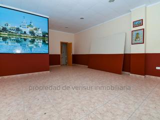 Local Comercial a El Rubial. Oportunidad única de bajo comercial en las yucas!!!!