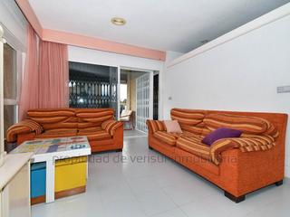 Flat in El Rubial. Piso de 3 dormitorios con vistas al mar en la zona de montiel