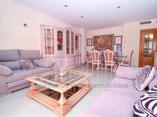 Apartament a Casco Antiguo. Apartamento de 2 dormitorios en pleno centro de águilas con vist