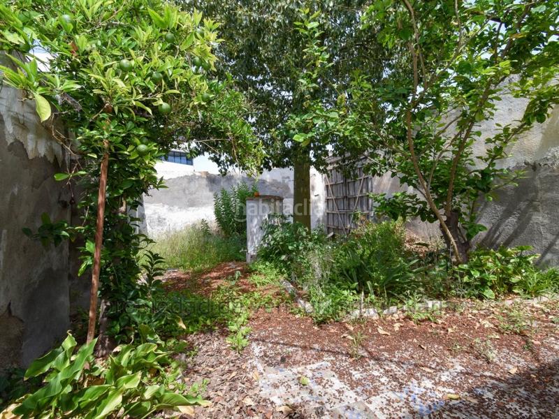 Foto 084edb9b-77d7-4dde-9533-d8b3076a0c0e. Casa  de 3 dormitorios en segunda línea de mar. en Águilas