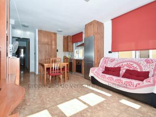 Location Appartement à Casco Antiguo. Piso de 3 dormitorios a 150 metros de la playa,alquiler de septi