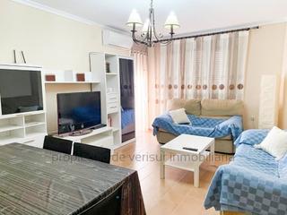 Location Appartement à Casco Antiguo. Piso de 3 dormitorios en alquiler de septiembre a junio en el ce