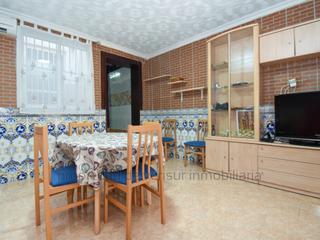 Location Maison à Casco Antiguo. Alquiler temporal !! casa de pueblo de 2 dormitorios más 1 estan