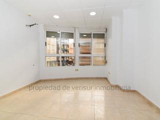 Rent Office space in Casco Antiguo. Alquiler!! despacho en calle principal de águilas