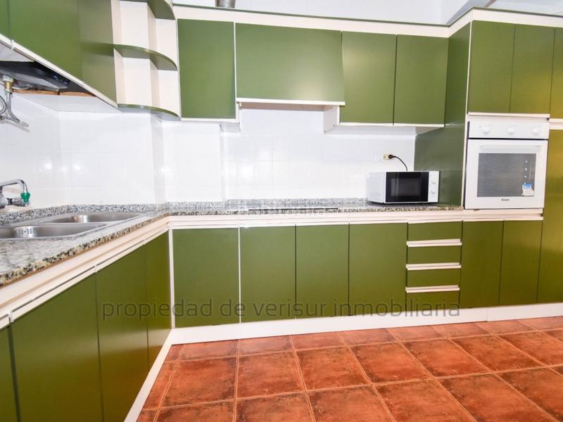 Foto 9ccaada6-6961-42e2-81e9-9adc0491a0d8. Alquiler piso vivienda en alquiler temporal en el centro en Águilas