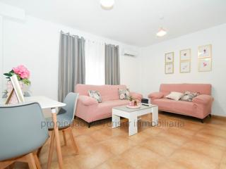 Appartement à Casco Antiguo. Apartamento de planta baja de 2 dormitorios totalmente reformado
