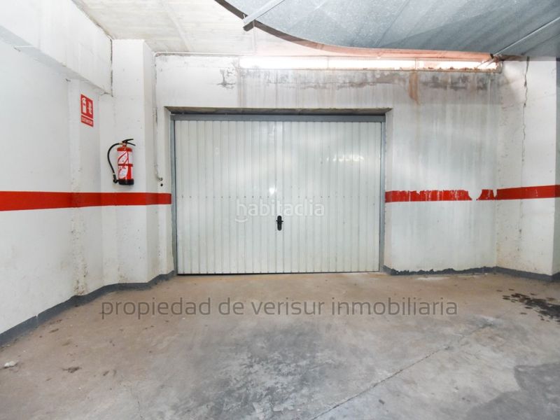 Foto 8919a60f-9713-44d8-8e61-97c07559b421. Aparcament cotxe a Águilas
