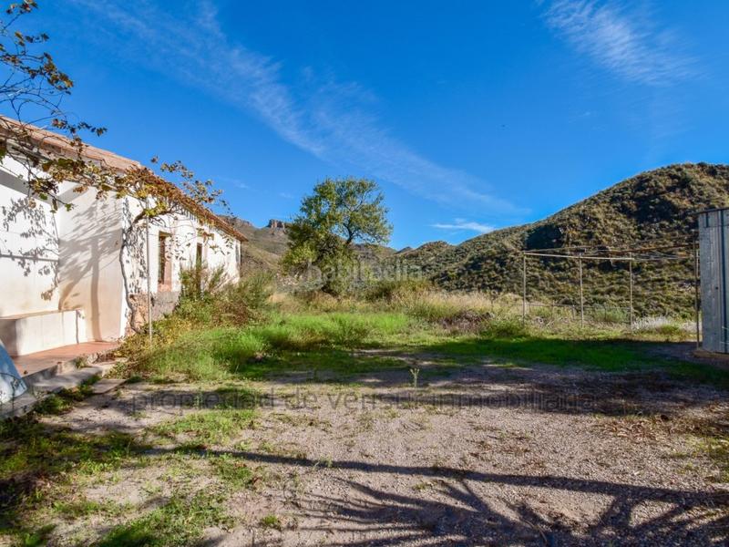 Foto 1eb34a2b-36e5-44ee-b3da-4991bc18a2a8. Casa parcela con casa de campo a 10 min . en Tébar - Los Arejos Águilas