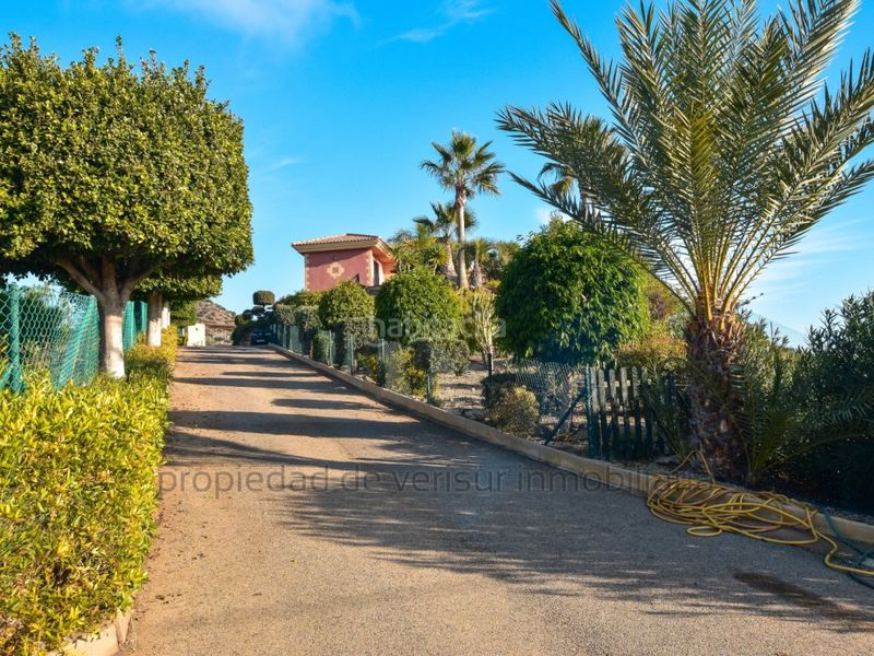 Foto c6635bca-5f62-46fd-b288-7babceef4729. Casa amb calefacció piscina a Águilas