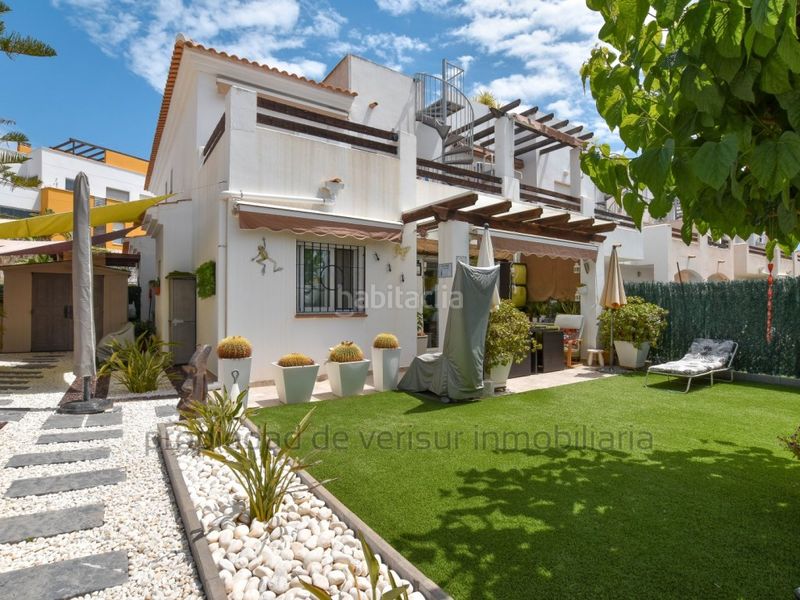 Foto ff2112a8-7070-42eb-aef5-002bd559e20f. Apartament amb piscina a Las Salinas Vera