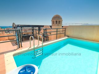Lloguer Àtic a Cala Marqués. Ático con piscina privada en alquiler