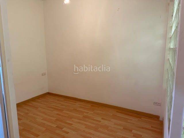 Foto 0e4e0f57-b78d-46ca-9bdc-7f6f4a980b5f. Pis amb calefacció a El Poble Sec - Parc de Montjuïc Barcelona