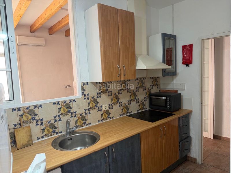 Foto b18e7203-0a29-4bed-94e1-e93049fb8877. Pis a carrer de sant pere més baix 32 a St. Pere - Sta. Caterina - El Born Barcelona