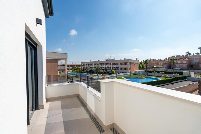 Foto b904983d-05c1-41ee-abfc-68e693e87f83. Casa bungalow en gran alacant. en Monte y Mar Santa Pola