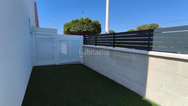 Foto fe93b02d-e9e4-44e4-8e01-b6177cc5a3bf. Casa bungalow en gran alacant. en Monte y Mar Santa Pola