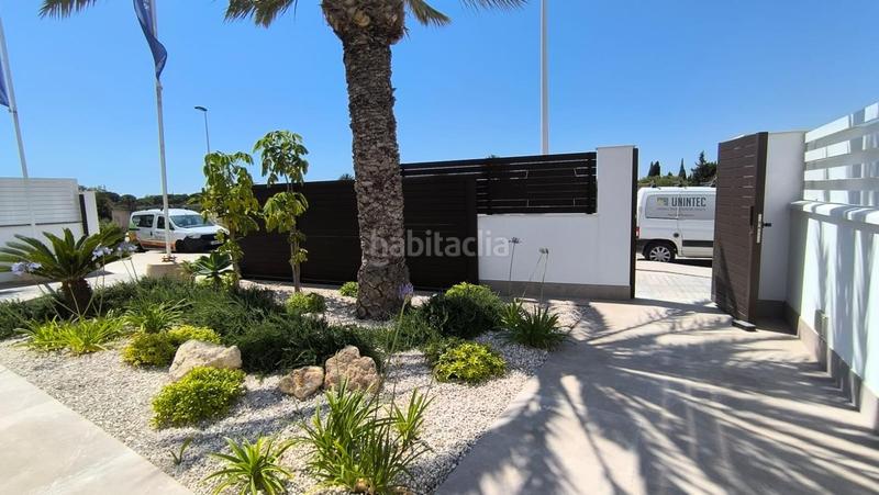 Foto 557b8f41-a71e-498b-8095-e75cbafc2a2d. Maison avec piscine dans La Marina Elche / Elx