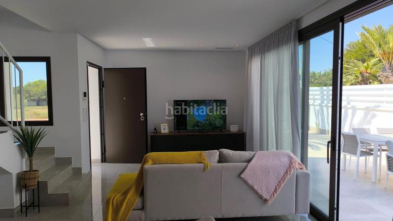 Foto 5dc6b9df-ea62-4e2a-91d0-bce2288e15c5. Maison avec piscine dans La Marina Elche / Elx