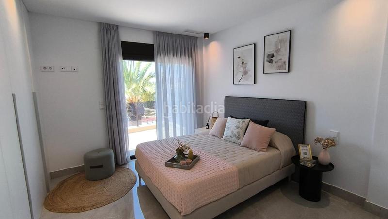 Foto e0bf8aac-8fe3-4e25-8bff-061d6f3c474d. Maison avec piscine dans La Marina Elche / Elx